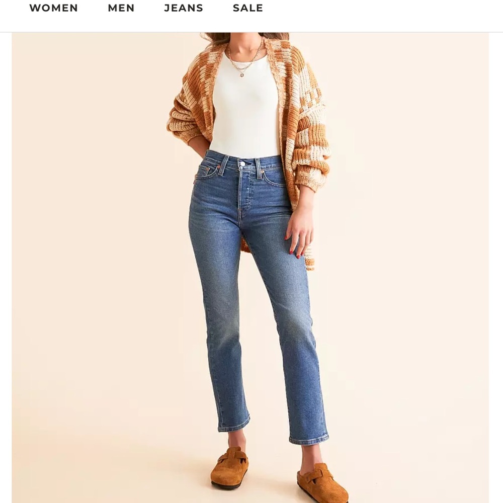 Levi’s Wedgie Crop Jeans size 27 and hemmed to 24”